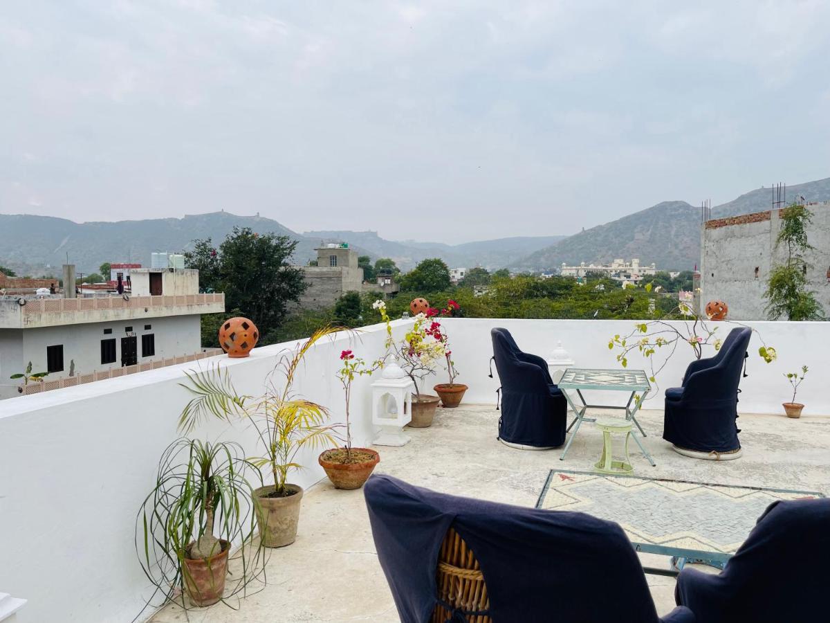 ג'איפור Mosaics Guest House מראה חיצוני תמונה
